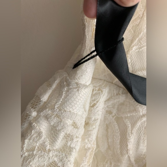 Strapless off white dress size 9 - Picture 4 of 9